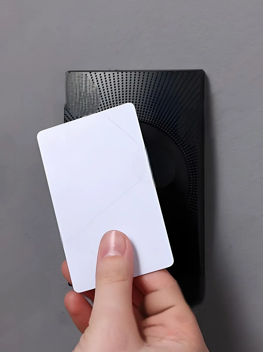 EM4200 card used for access control